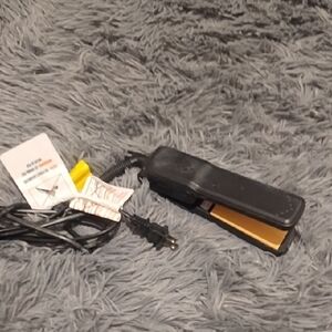 Compact Black Hair Straightener